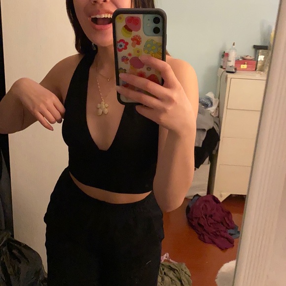 Wilfred free v neck black low cut top - Picture 2 of 3